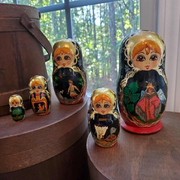 Hand-Painted Russian Nesting Dolls Matryoshka Stacking 7" Ceprueb Nocag Signed - Picture 1 of 12